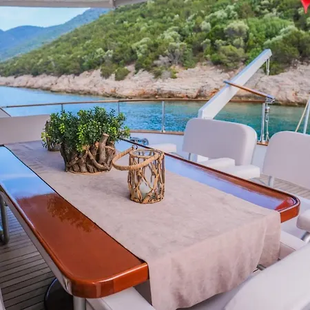 Båthotell Lordbyron Bodrum