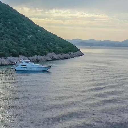 Lordbyron Båthotell Bodrum